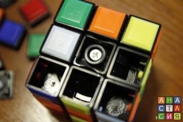 Как открыть центральные крышки кубика Рубика